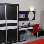 Hotel Eleven