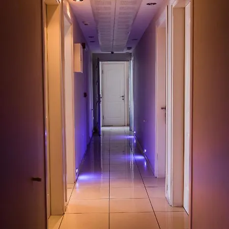 Hotel Eleven 3*