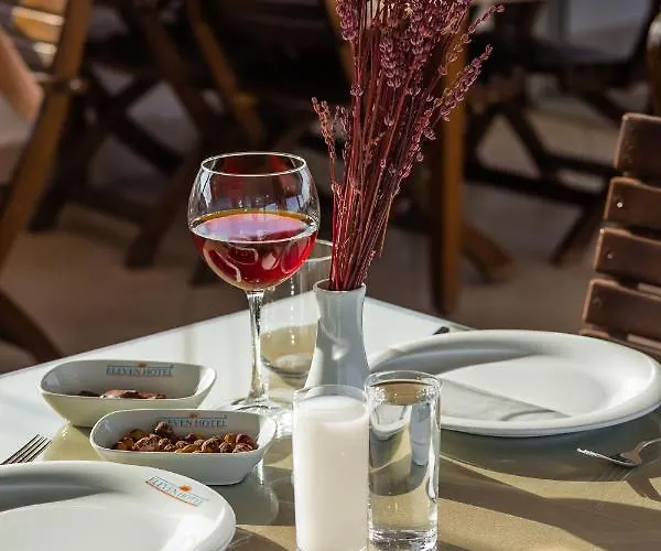 Eleven Ξενοδοχείο Çeşme